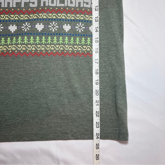 Fuego 🌈🎄Happy Holigays🎄 🌈Green T-shirt-Size XS - Picture 6 of 8